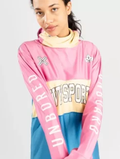 Eivy Boyfriends Fit Gaiter Base Layer Top -Optimal Ski Shop BoyfriendsFitGaiterBaseLayerTop 2